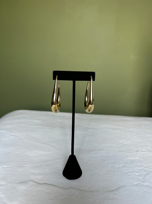 Curve Hoop Earrings